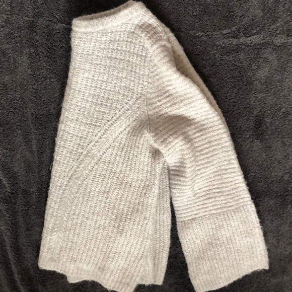 Armani Exchange Cropped oversized Knit Sweater - Picture 2 of 5